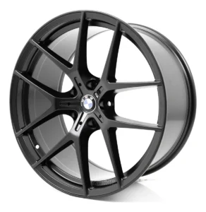 BMW 320i com visual de M3