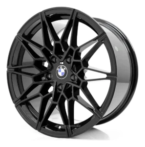 BMW 320i com visual de M3