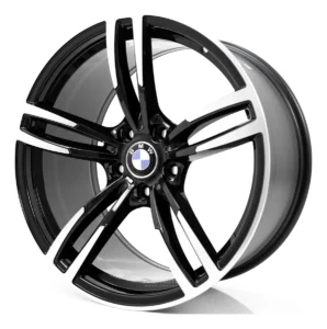 BMW 320i com visual de M3